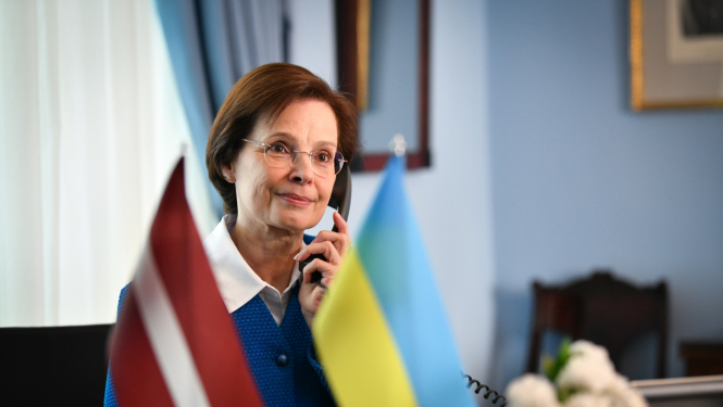 Andra Levite sarunājas ar Olenu Zelensku 