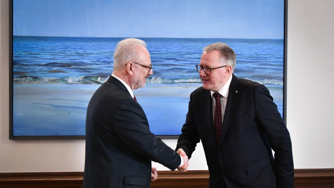 26.01.2023. Valsts prezidents Egils Levits tiekas ar finanšu ministru Arvilu Ašeradenu. Foto autors: Ilmārs Znotiņš, Valsts prezidenta kanceleja.