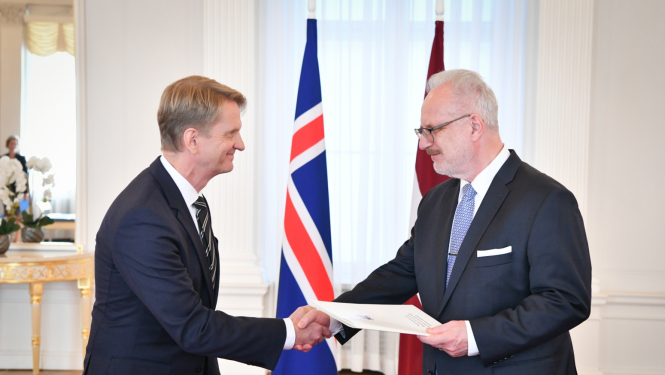 18.08.2022. Valsts prezidents Egils Levits svinīgā ceremonijā akreditē Islandes ārkārtējo un pilnvaroto vēstnieku Latvijā Haraldu Aspelundu (Mr Harald Aspelund).