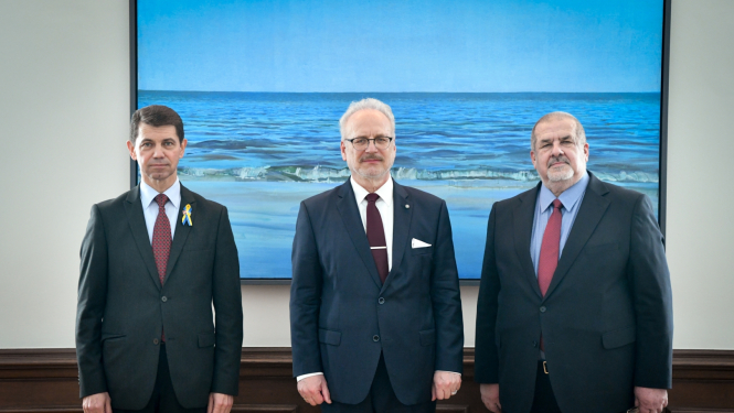 Egils Levits, Oleksandrs Miščenko un Refats Čubarovs