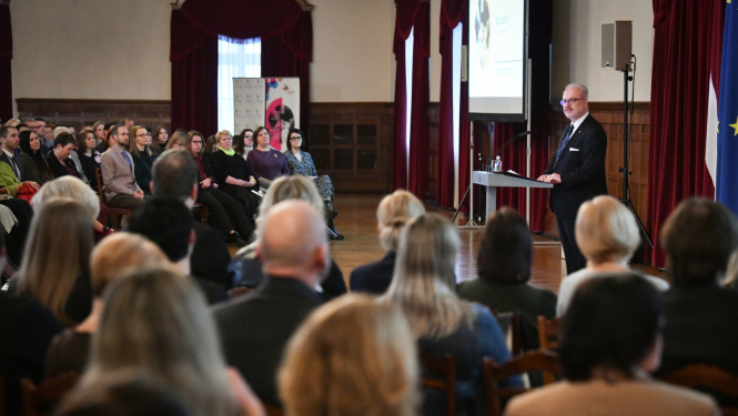 30.01.2023. Valsts prezidents Egils Levits piedalās Demokrātijas akadēmijas atklāšanas pasākumā “Demokrātija un pilsoniskā sabiedrība Latvijā un Eiropā”. Foto autors: Ilmārs Znotiņš, Valsts prezidenta kanceleja.