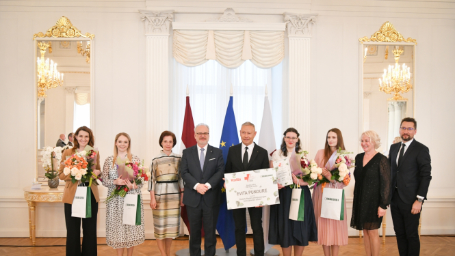 19.05.2023. Valsts prezidents Egils Levits un Andra Levite piedalās akcijas “Meklējam labu ģimenes ārstu” noslēguma pasākumā