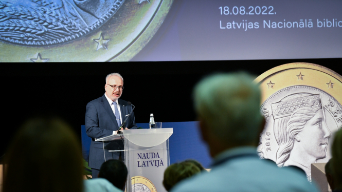 18.08.2022. Valsts prezidents Egils Levits piedalās un uzrunā klātesošos konferencē “Nauda Latvijā no neatkarības atjaunošanas līdz mūsdienām”.
