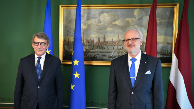 Valsts prezidents Egils Levits un Dāvids Marija Sasoli