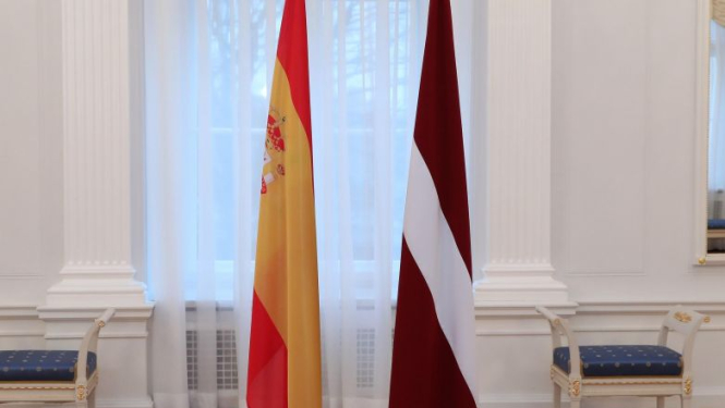 Valsts prezidents darbam Latvijā akreditē Spānijas, Slovēnijas, Ekvadoras un Tadžikistānas vēstniekus