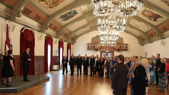 Valsts prezidents Rīgas pilīs sveic XXVI Vispārējo latviešu Dziesmu un XVI Deju svētku organizatorus