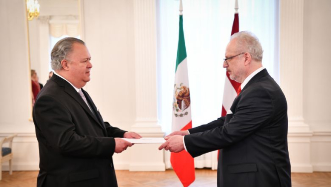 Valsts prezidents akreditē Meksikas Savienoto Valstu ārkārtējo un pilnvaroto vēstnieku Latvijā
