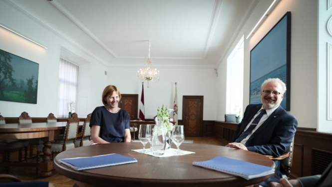 Valsts prezidents tiekas ar EK ģenerālsekretāri Ilzi Juhansoni