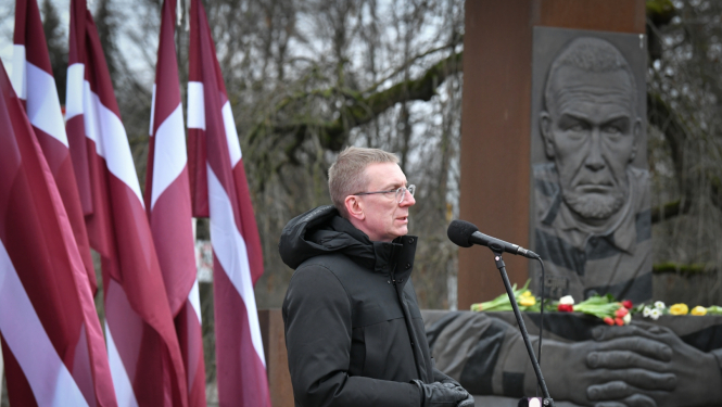 17.03.2024. Valsts prezidenta Edgara Rinkēviča uzruna Nacionālās pretošanās kustības piemiņas dienas svinīgajā pasākumā pie Gunāra Astras pieminekļa Rīgā