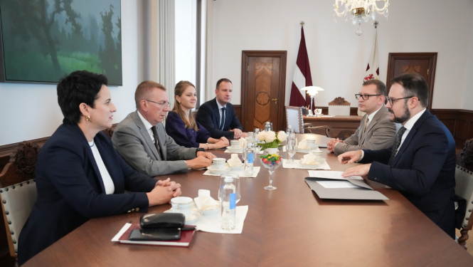 09.09.2024. 09.09.2024. Valsts prezidenta Edgara Rinkēviča tikšanās ar satiksmes ministru Kasparu Briškenu