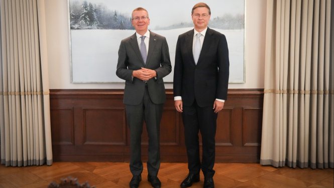 29.08.2024. Valsts prezidenta Edgara Rinkēviča tikšanās ar eirokomisāra amata kandidātu Valdi Dombrovski