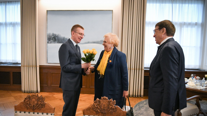 22.04.2024. Valsts prezidenta Edgara Rinkēviča tikšanās ar Latvijas Zinātņu akadēmijas prezidentu Ivaru Kalviņu