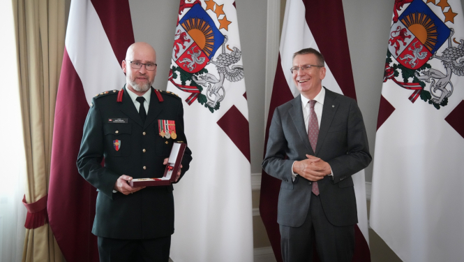 Viestura ordeņa pasniegšanas ceremonija Vinsam Kirsteinam