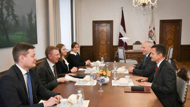 27.10.2023. Valsts prezidenta Edgara Rinkēviča tikšanās ar zemkopības ministru Armandu Krauzi