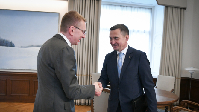 Valsts prezidenta Edgara Rinkēviča tikšanās ar zemkopības ministru Armandu Krauzi