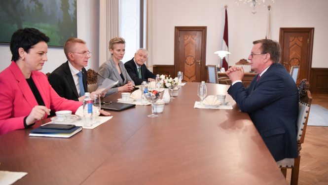 25.07.2023. Valsts prezidents Edgars Rinkēvičs tiekas ar iekšlietu ministru Māri Kučinski