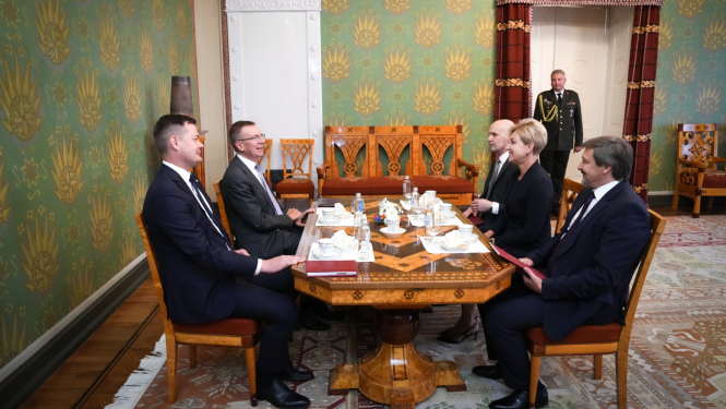 Latvijas Republikas ārkārtējo un pilnvaroto vēstnieku akreditācijas