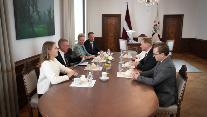 03.09.2024. Valsts prezidenta Edgara Rinkēviča tikšanās ar Finanšu izlūkošanas dienesta priekšnieku Tomu Plataci