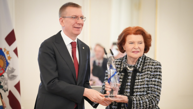 Valsts prezidenta Edgara Rinkēviča dalība Latvijas Transatlantiskās organizācijas balvas par ieguldījumu Latvijas dalībai NATO pasniegšanas ceremonijā