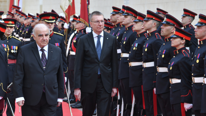05.02.2024. Valsts prezidents Edgars Rinkēvics un Maltas Republikas prezidents Džordžs Vella oficiālajā sagaidīšanas ceremonijā Maltas Republikā 