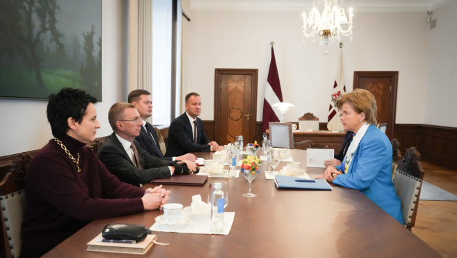 24.10.2024. Valsts prezidenta Edgara Rinkēviča tikšanās ar ārlietu ministri Baibu Braži
