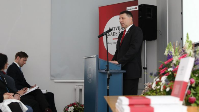 Valsts prezidents: izstāde “Latvijas gadsimts” ir patiess stāsts par mums, kādi un kādēļ mēs esam šodien