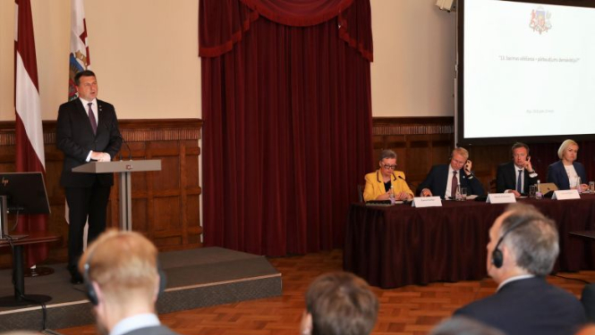 Valsts prezidents: Saeimas vēlēšanu laikā vārda brīvība var kļūt par melu brīvību