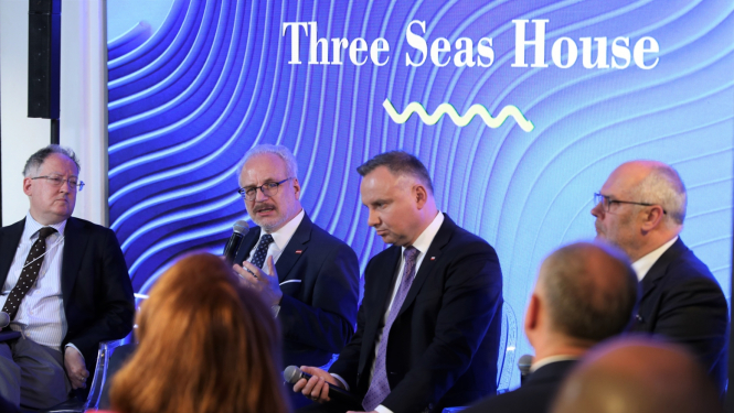 Egils Levits, Andžejs Duda un Alars Karis diskusijā