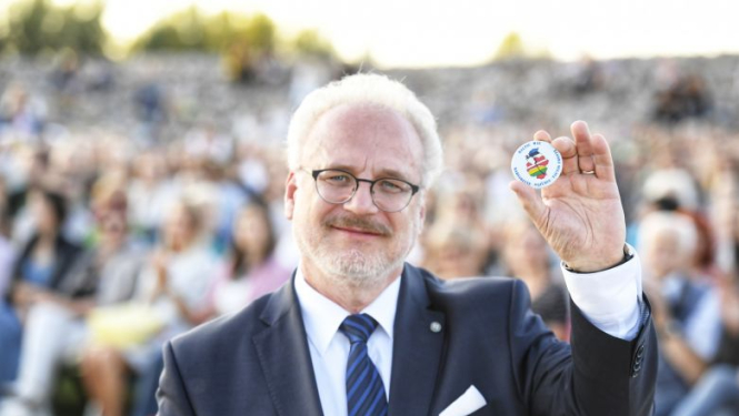 Valsts prezidenta uzruna Likteņdārzā koncerta “Saule. Pērkons. Daugava” apmeklējumā