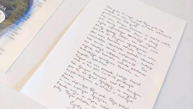 Rīgas pils kastelas restaurācijas laikā iemūrē kapsulu ar Valsts prezidenta vēstījumu nākamajām paaudzēm