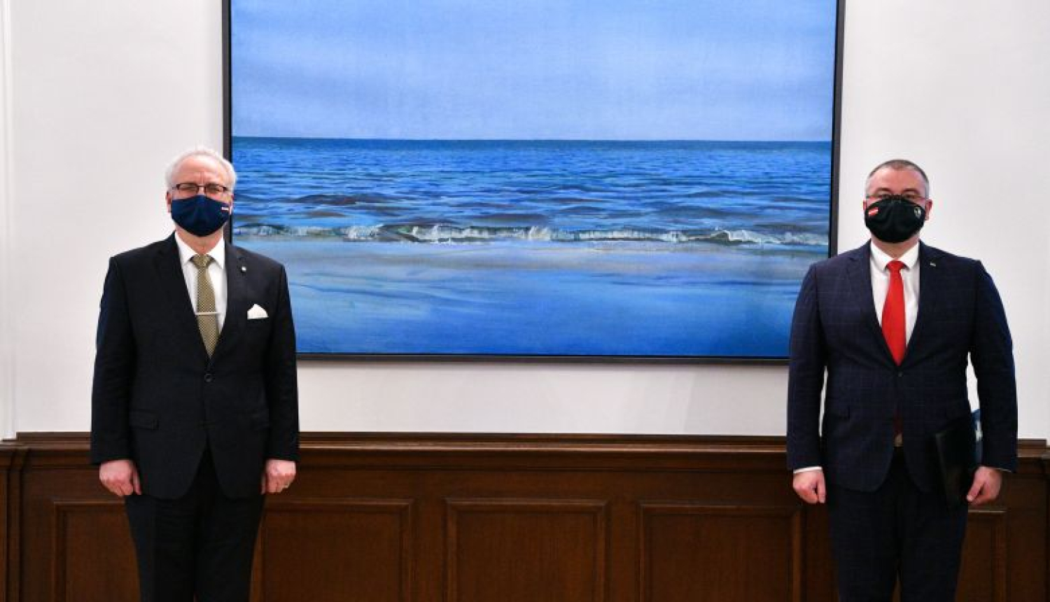 Valsts prezidents un KNAB priekšnieks: jaunais partiju finansēšanas modelis veicina demokrātisku partiju kultūru, taču par likuma pārkāpumiem pienākas sods