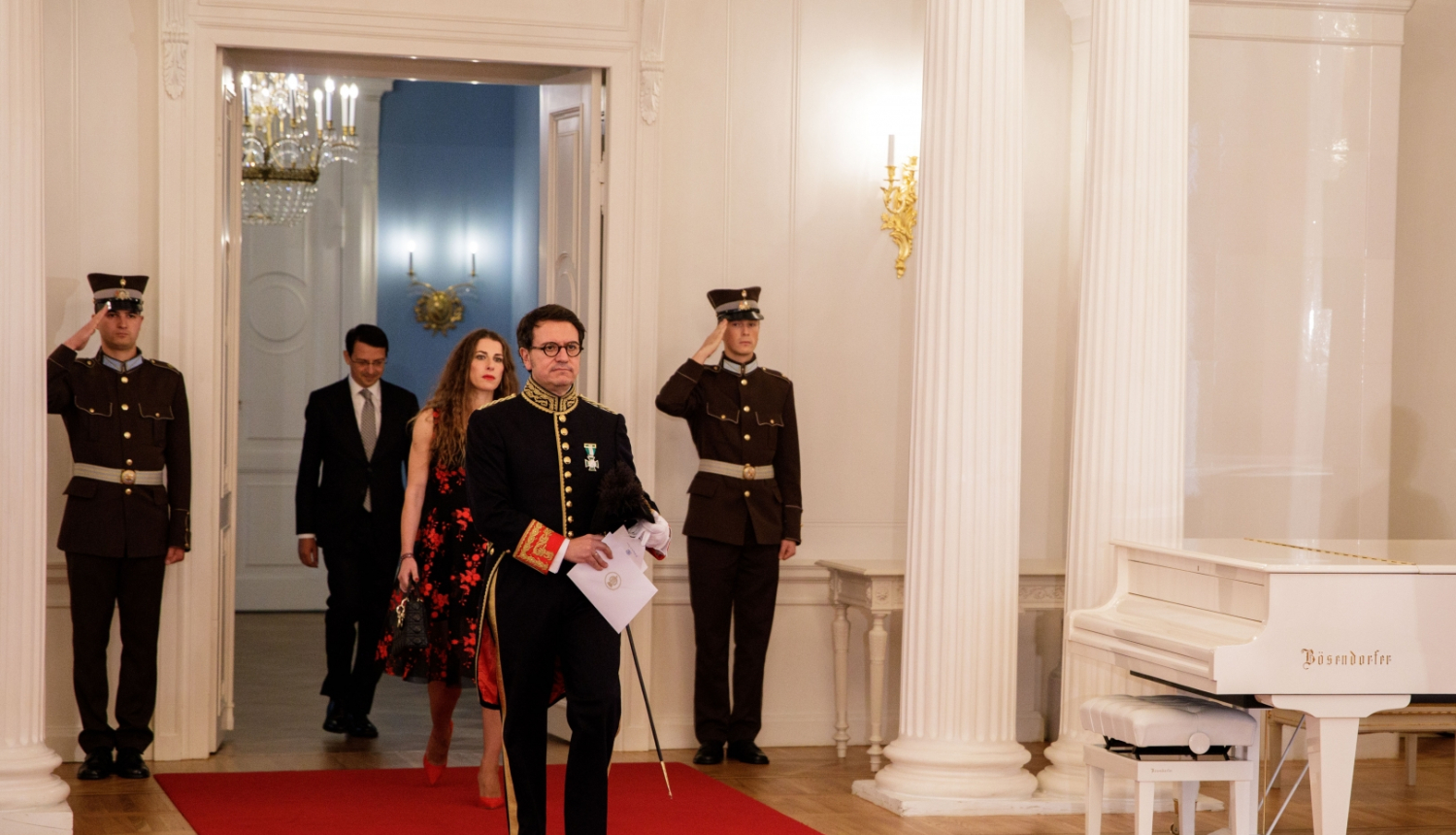 11.10.2022. Valsts prezidents Egils Levits svinīgā ceremonijā akreditē V.E. Spānijas Karalistes ārkārtējo un pilnvaroto vēstnieku Latvijā Manuelu Alhamu Orenesu (H.E. Mr Manuel Alhama Orenes).