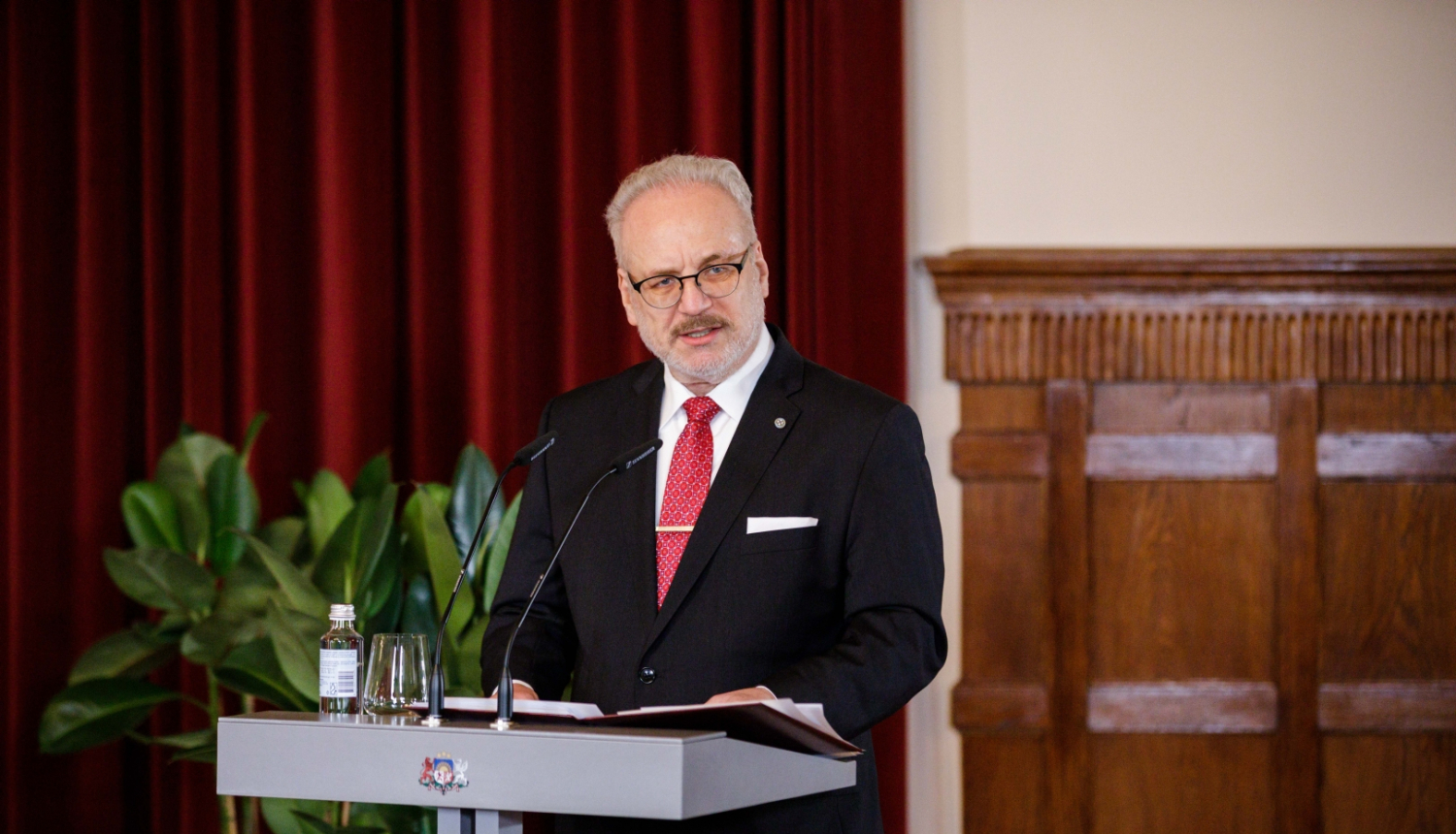 17.10.2022. Valsts prezidents Egils Levits atklāj Valsts valodas dienai veltīto diskusiju “Valsts valoda 21. gadsimta augstskolā un zinātnē”. Foto autors: Dāvis Doršs, Valsts prezidenta kanceleja.