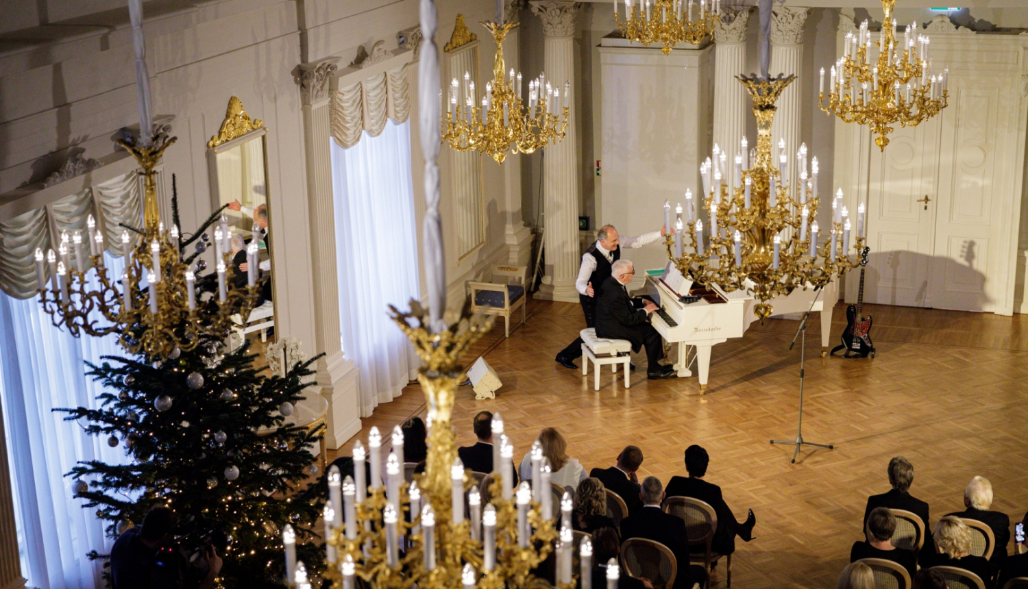 skats no augšas uz koncerta norisi