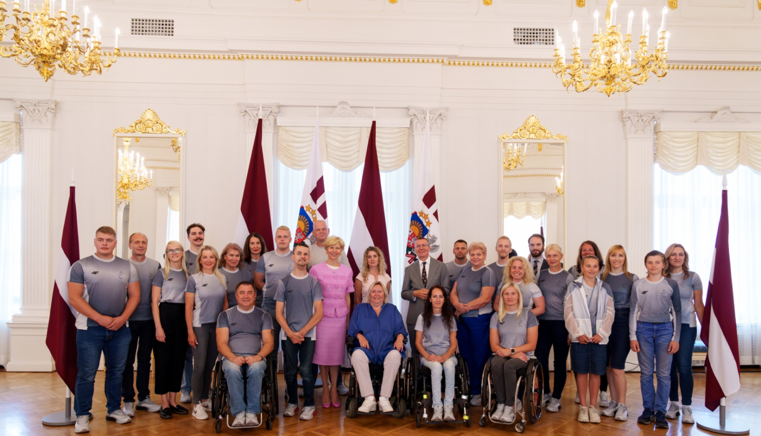 14.08.2024. Valsts prezidenta Edgara Rinkēviča tikšanās ar Latvijas izlasi Parīzes paralimpiskajās spēlēs