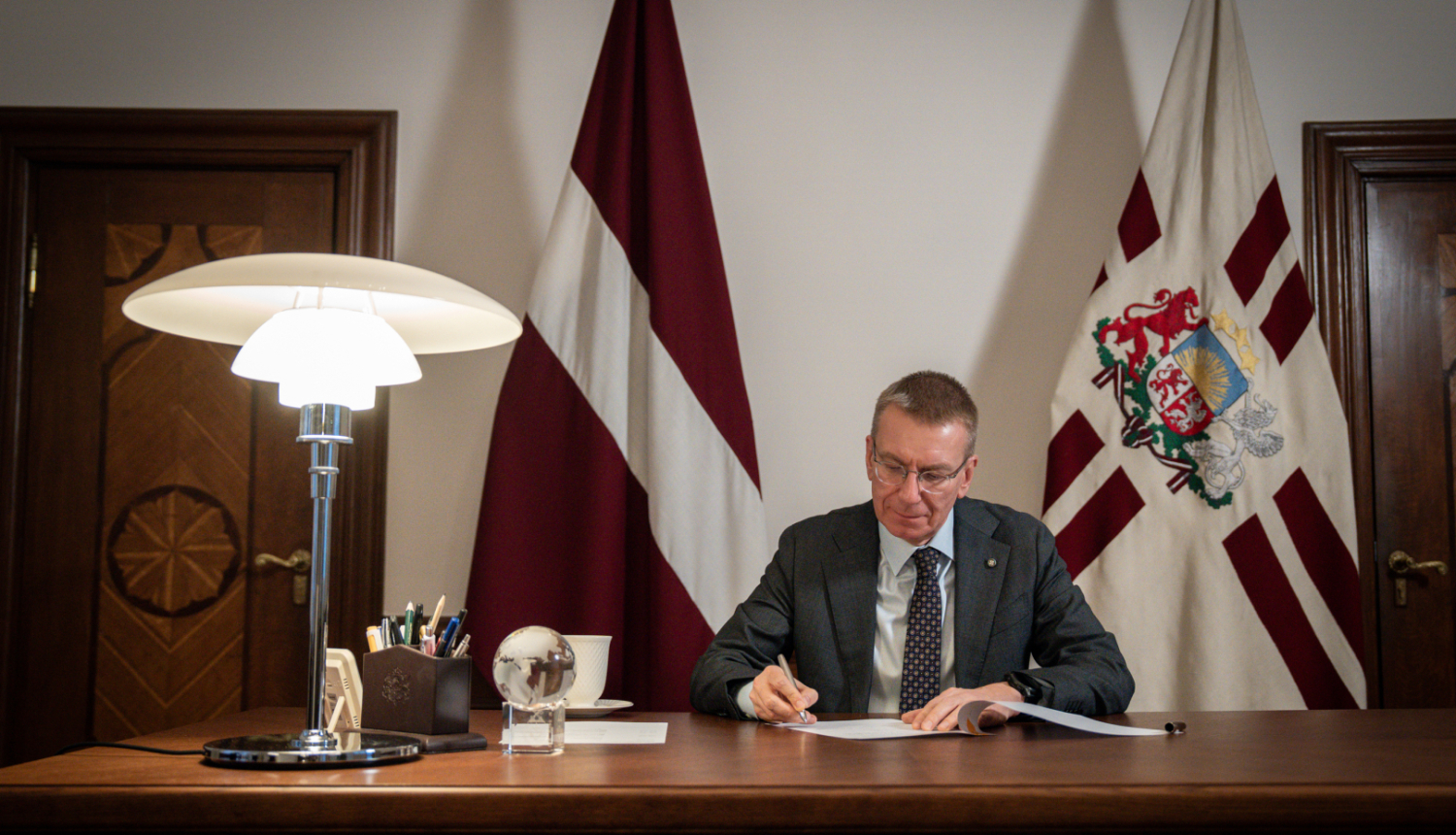 Valsts prezidents Saeimai otrreizējai caurlūkošanai nodod likumu 