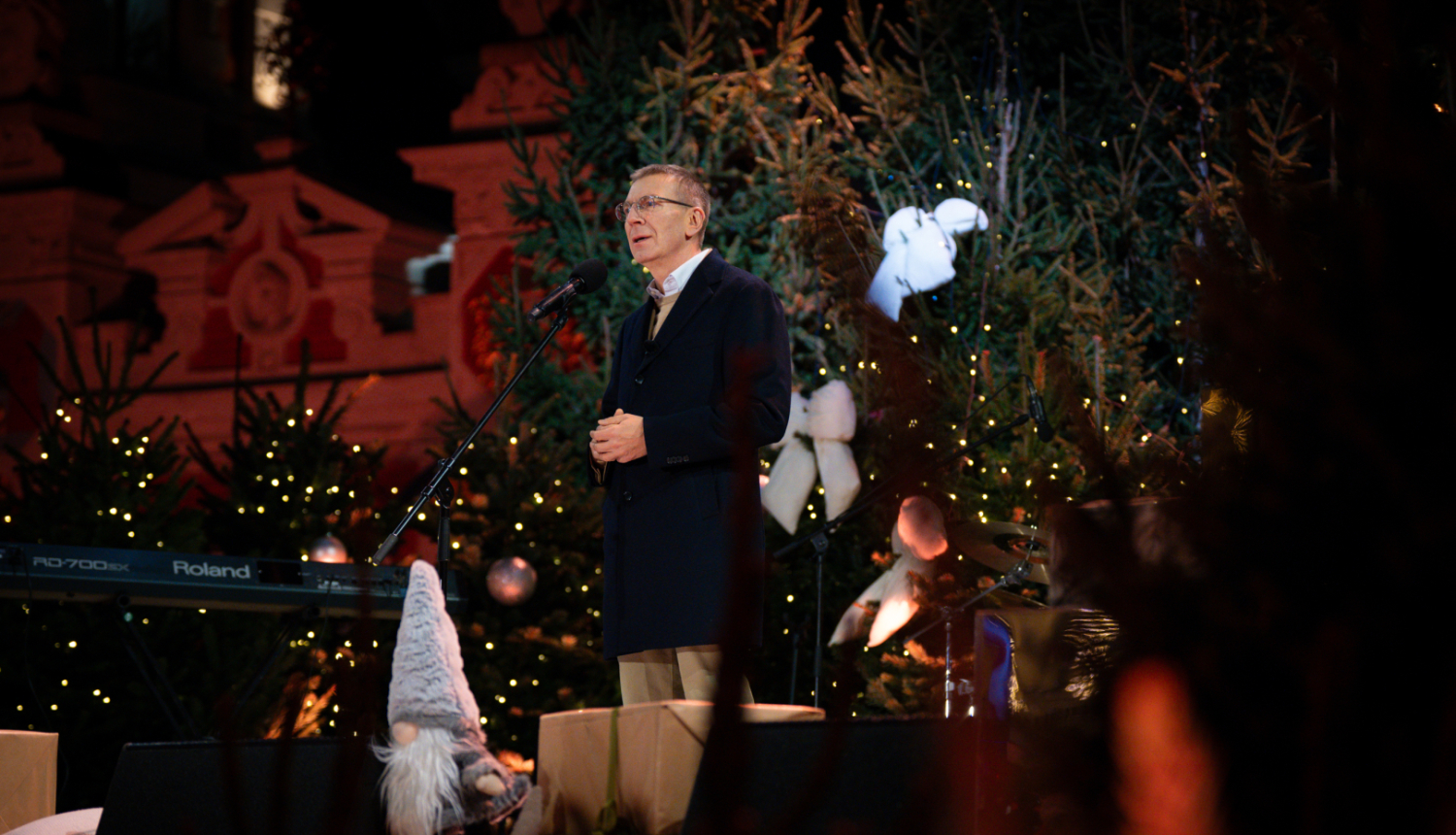 Valsts prezidents uzrunā noslēguma koncertā akcijā "Eņģeļi pār Latviju"