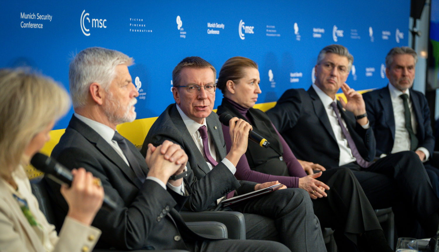 Valsts prezidents Edgars Rinkēvičs Minhenes drošības konferencē piedalās diskusijā “Ukraina: nākotnes fronte”