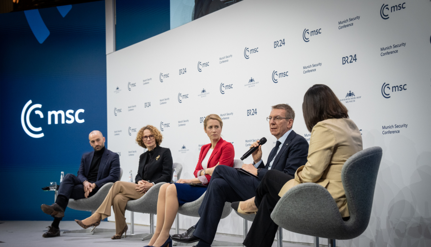 Valsts prezidents Edgars Rinkēvičs piedalās Minhenes drošības konferences paneļdiskusijā “Eiropieši kopā: vadības atgūšana skarbākā pasaulē”