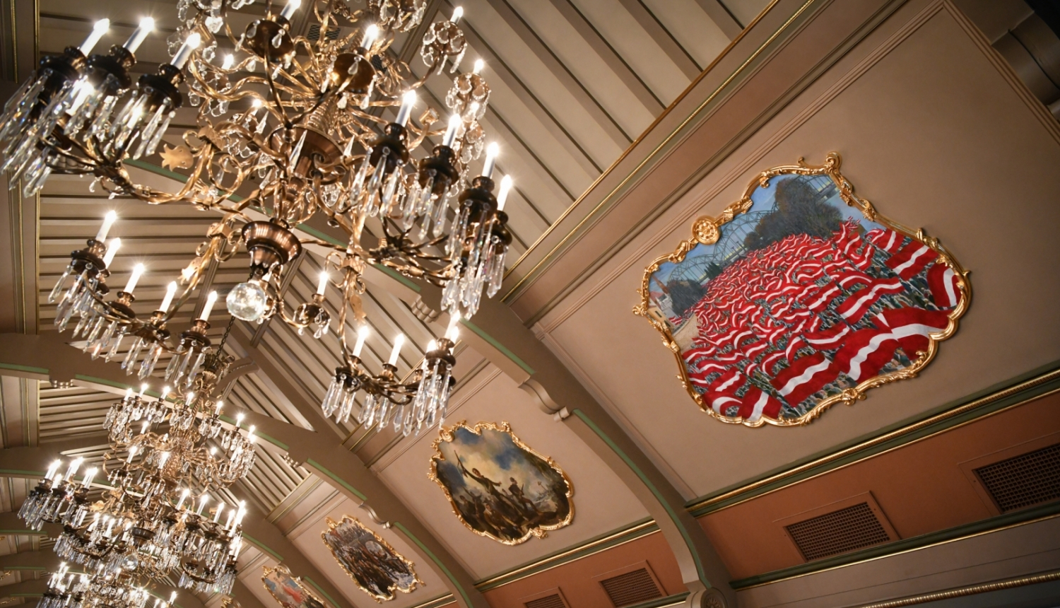 Svētku zāles griestu gleznojumi