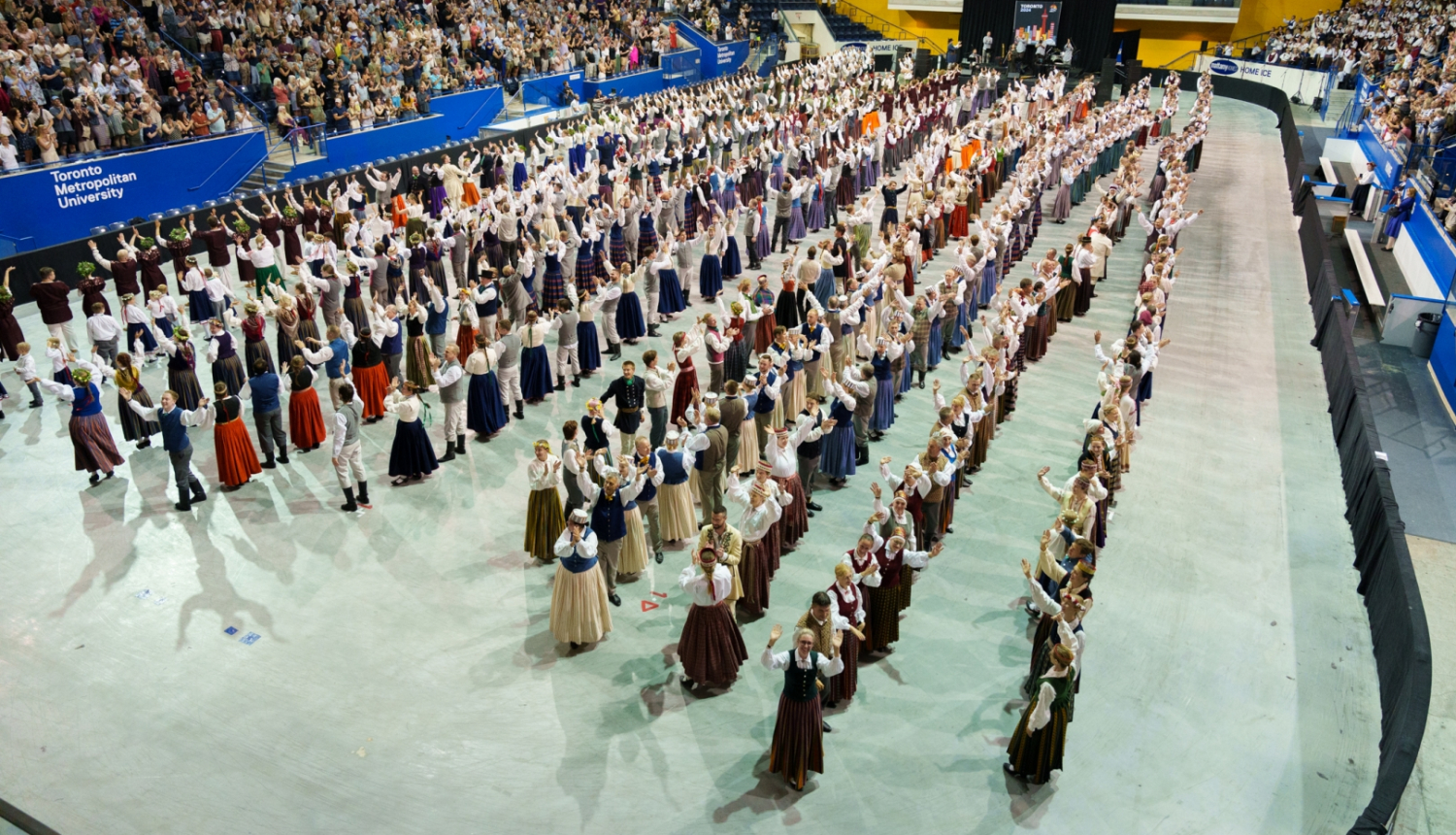 07.07.2024. Valsts prezidents Edgars Rinkēvičs apmeklē tautas deju lieluzvedumu XVI Latviešu Dziesmu un Deju svētkos Kanādā