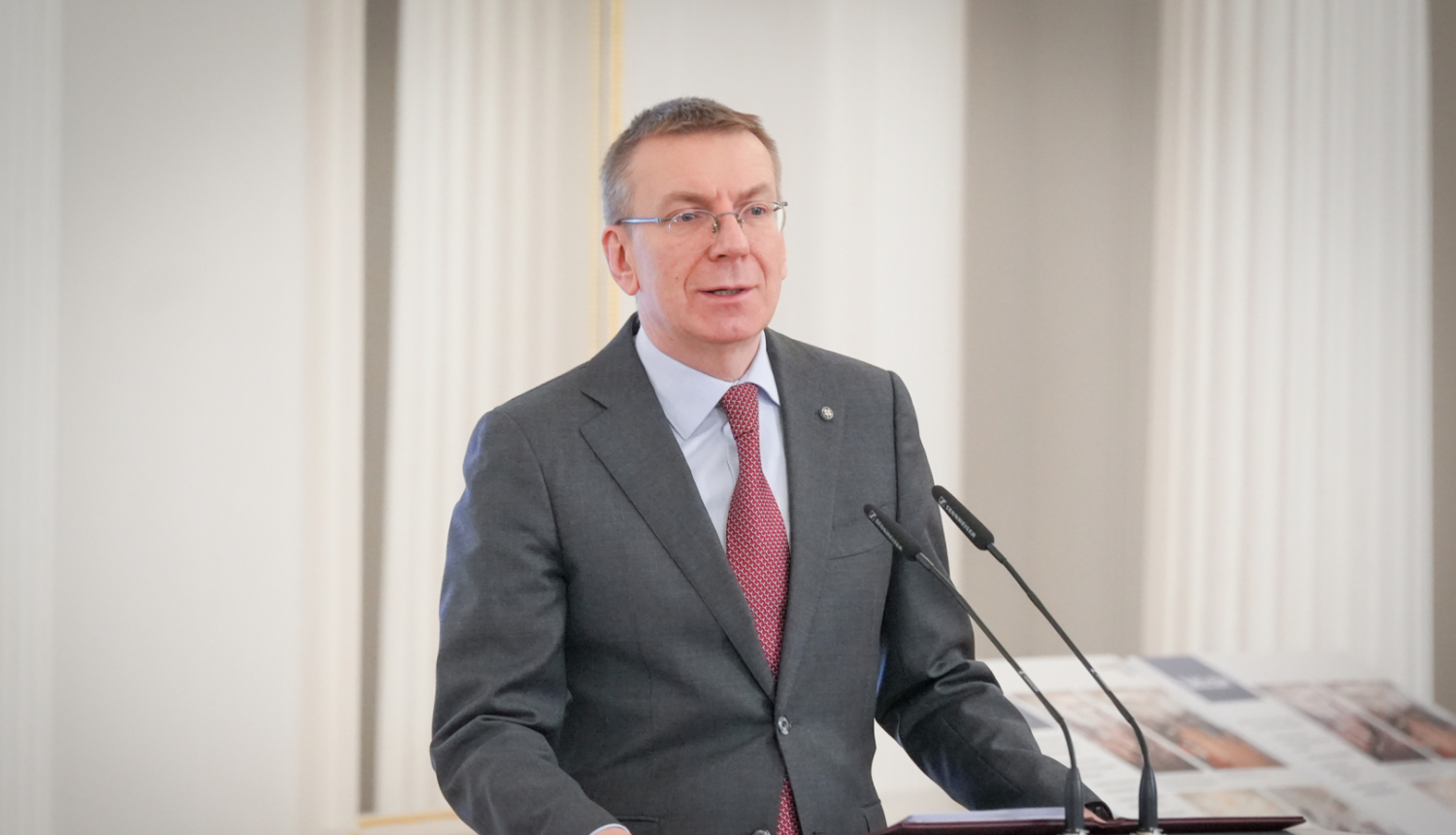 Valsts prezidenta Edgara Rinkēviča uzruna, atklājot diskusiju ar Saeimas frakciju pārstāvjiem un konstitucionālo tiesību ekspertiem par pasākumiem sabiedrības uzticēšanās valsts varai stiprināšanai