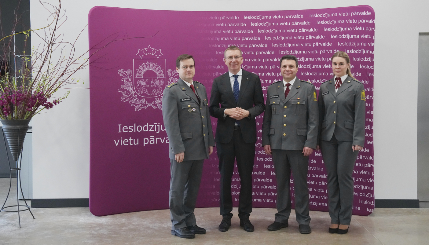 Valsts prezidents apmeklē Olaines cietumu