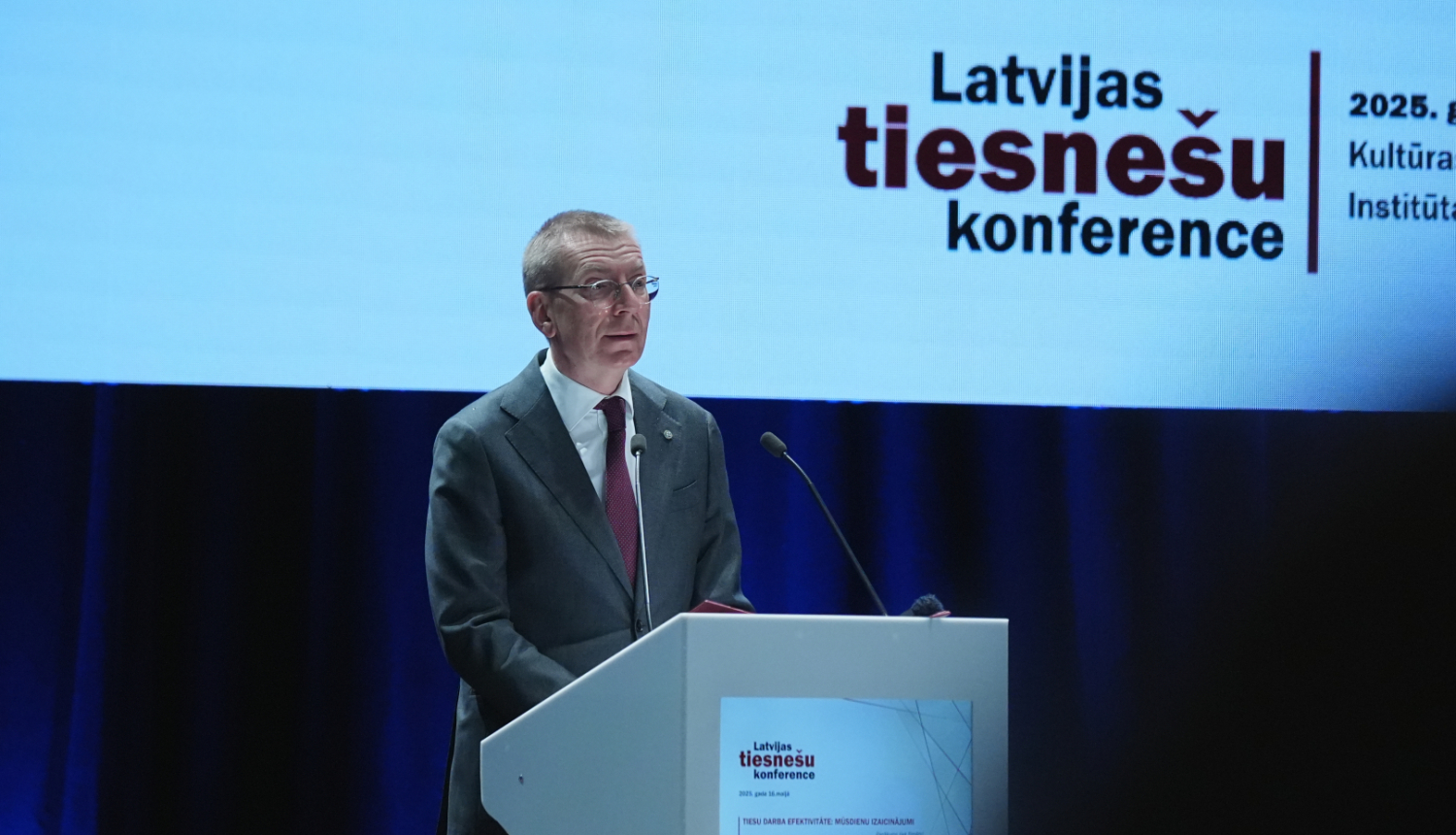 16.05.2025. Valsts prezidenta Edgara Rinkēviča dalība Latvijas tiesnešu konferencē “Tiesu darba efektivitāte: mūsdienu izaicinājumi”