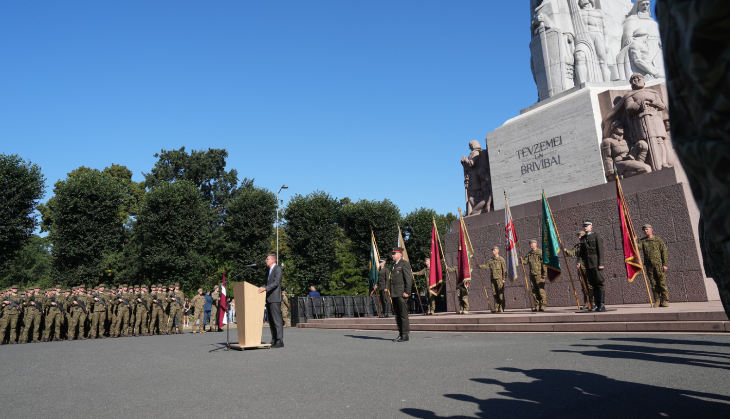 Valsts prezidents Edgars Rinkēvičs piedalās Valsts aizsardzības dienesta karavīra zvēresta ceremonijā