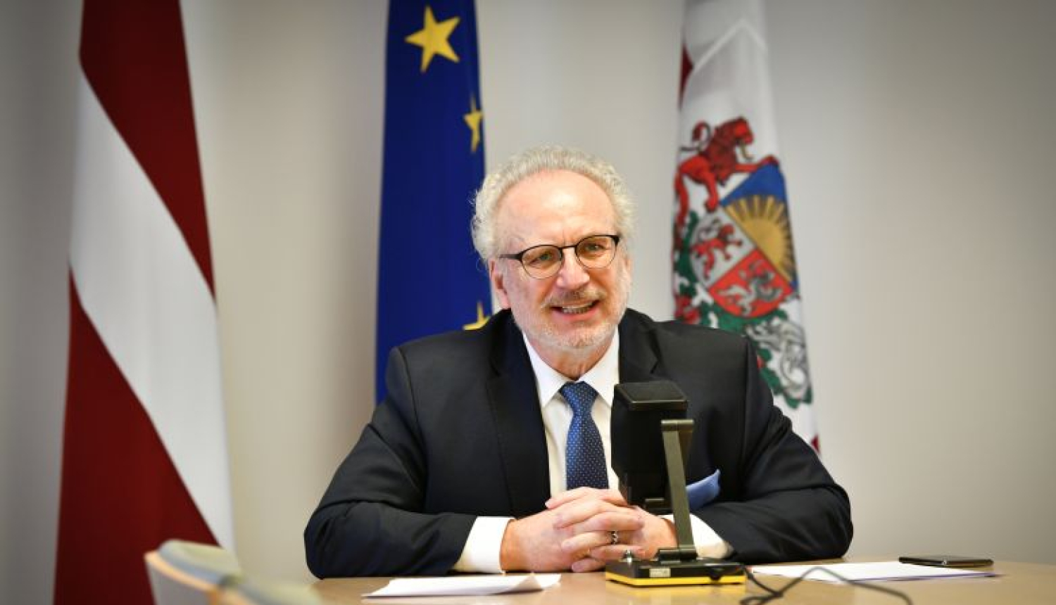 Valsts prezidents Egils Levits piedalās tiešsaistes diskusijā par parlamentāro demokrātiju ar Eiropas Parlamenta jaunajiem vēstniekiem, absolventiem un ekspertiem