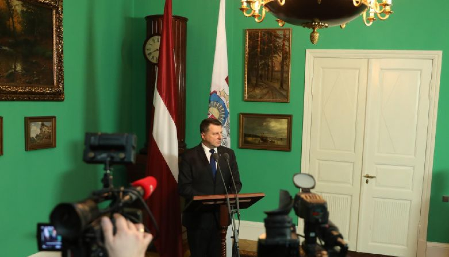 Valsts prezidents tuvākajā laikā uzsāks konsultācijas ar politiskajām partijām par jaunu Ministru prezidenta amata kandidātu