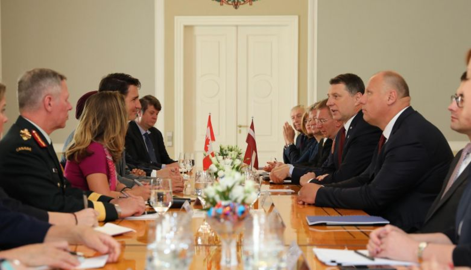 Valsts prezidents pateicas Kanādai par lēmumu turpināt dalību NATO kaujas grupā Latvijā līdz 2023. gadam