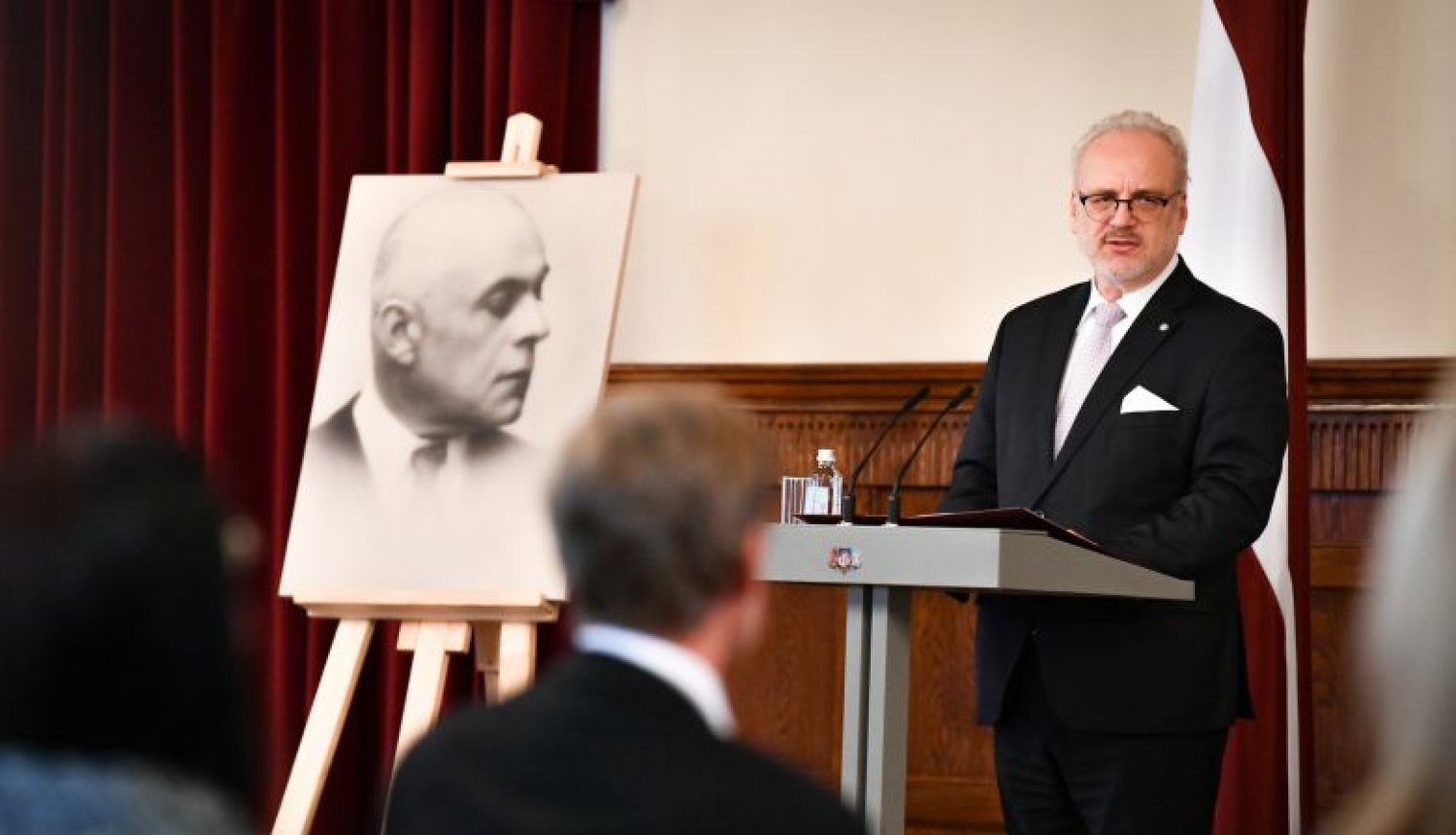 Valsts prezidenta Egila Levita uzruna piemiņas pasākumā par godu ievērojamā Latvijas valsts un sabiedriskā darbinieka Miķeļa Valtera pārapbedīšanai Latvijā