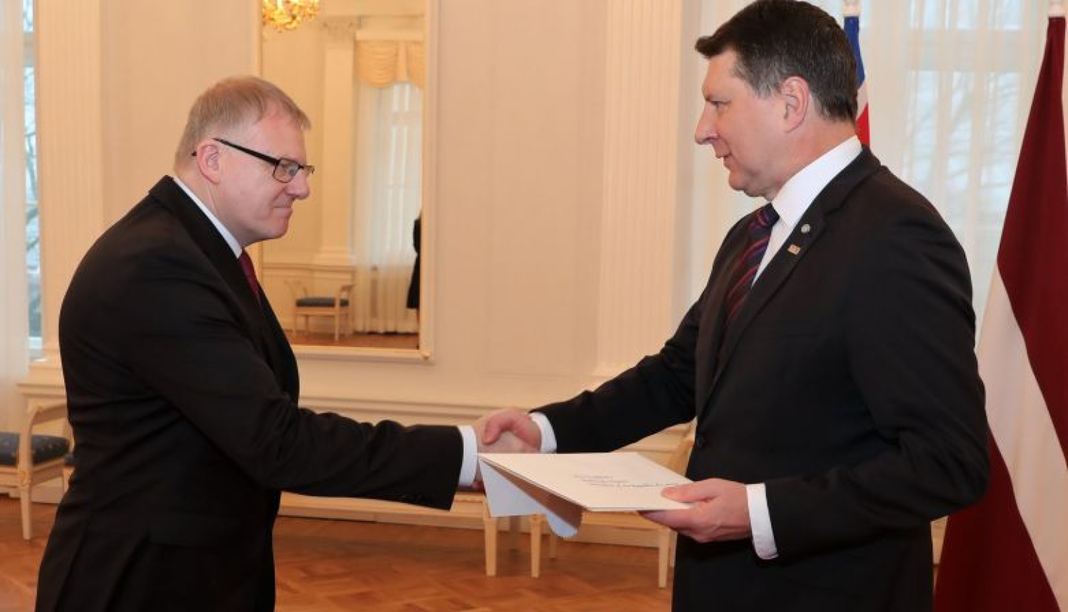 Valsts prezidents akreditē Islandes, Kolumbijas un Ganas vēstniekus